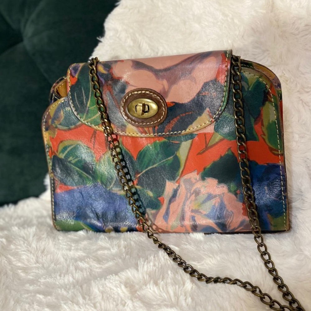 Patricia Nash Leather Babuino Chain purse